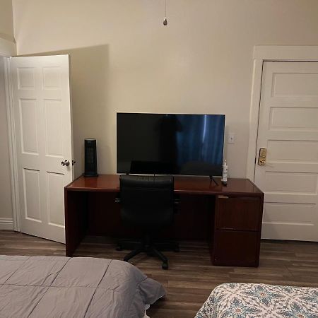 Private Los Angeles Room - Free Wifi, Ac, Tv, Private Fridge, Kitchen, Near Usc - Exposition Park - Usc Memorial Coliseum - Banc Of California Bmo Stadium - Downtown Los Angeles Dtla - University Of Southern California Usc!! Exterior foto